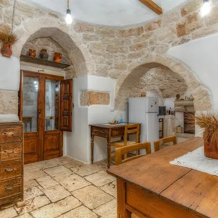 Trullo Del Pioppo 세글리에 메사피카